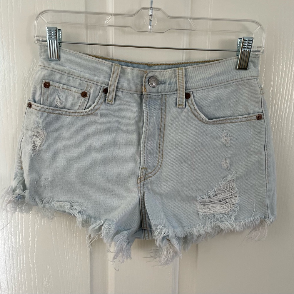 Levi’s Wedgie Fit Shorts